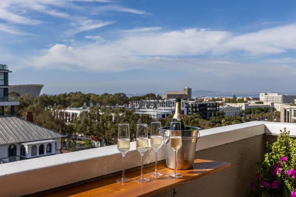 Greenpoint Emerald كيب تاون المظهر الخارجي الصورة